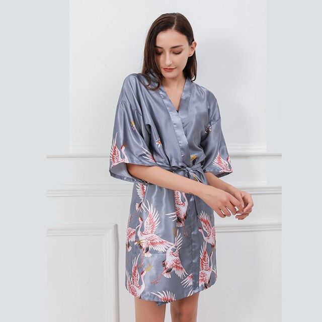 Kimono de nuit satin femme gris | Furamingo