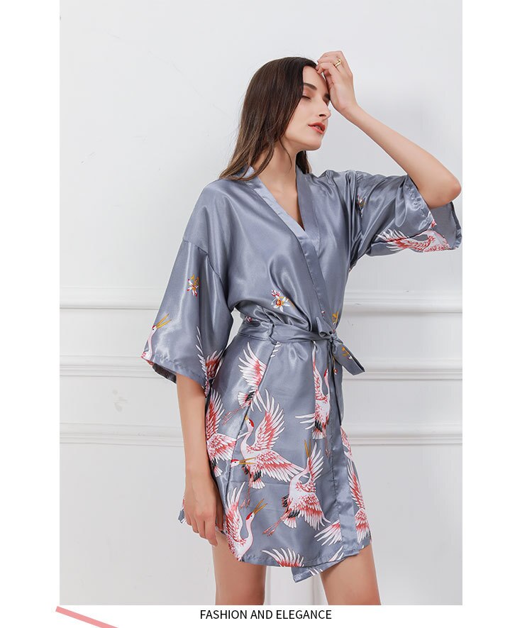 Kimono de nuit satin femme gris | Furamingo
